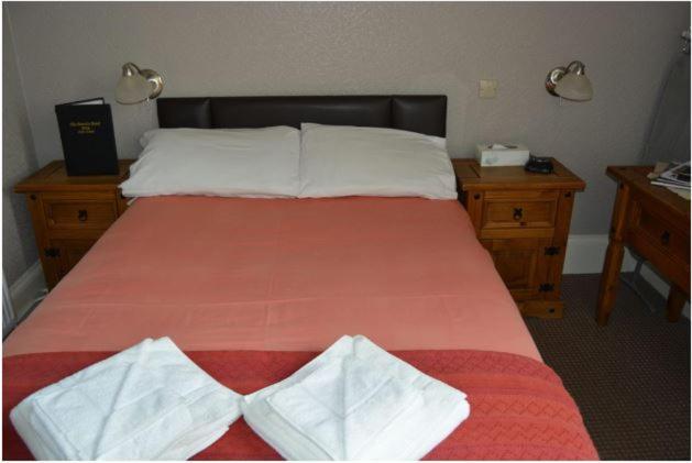 Queens Hotel Уик Экстерьер фото